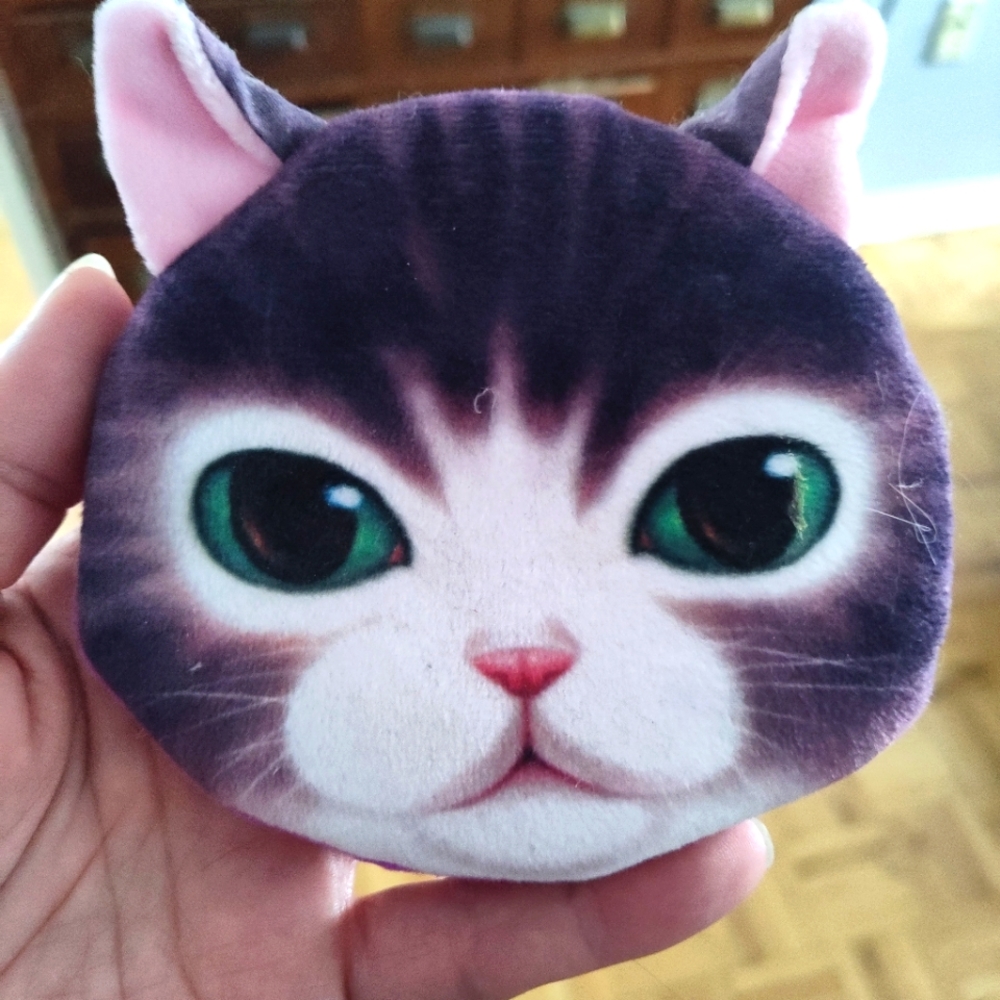 Free - Cat change purse - Picture 1 of 4